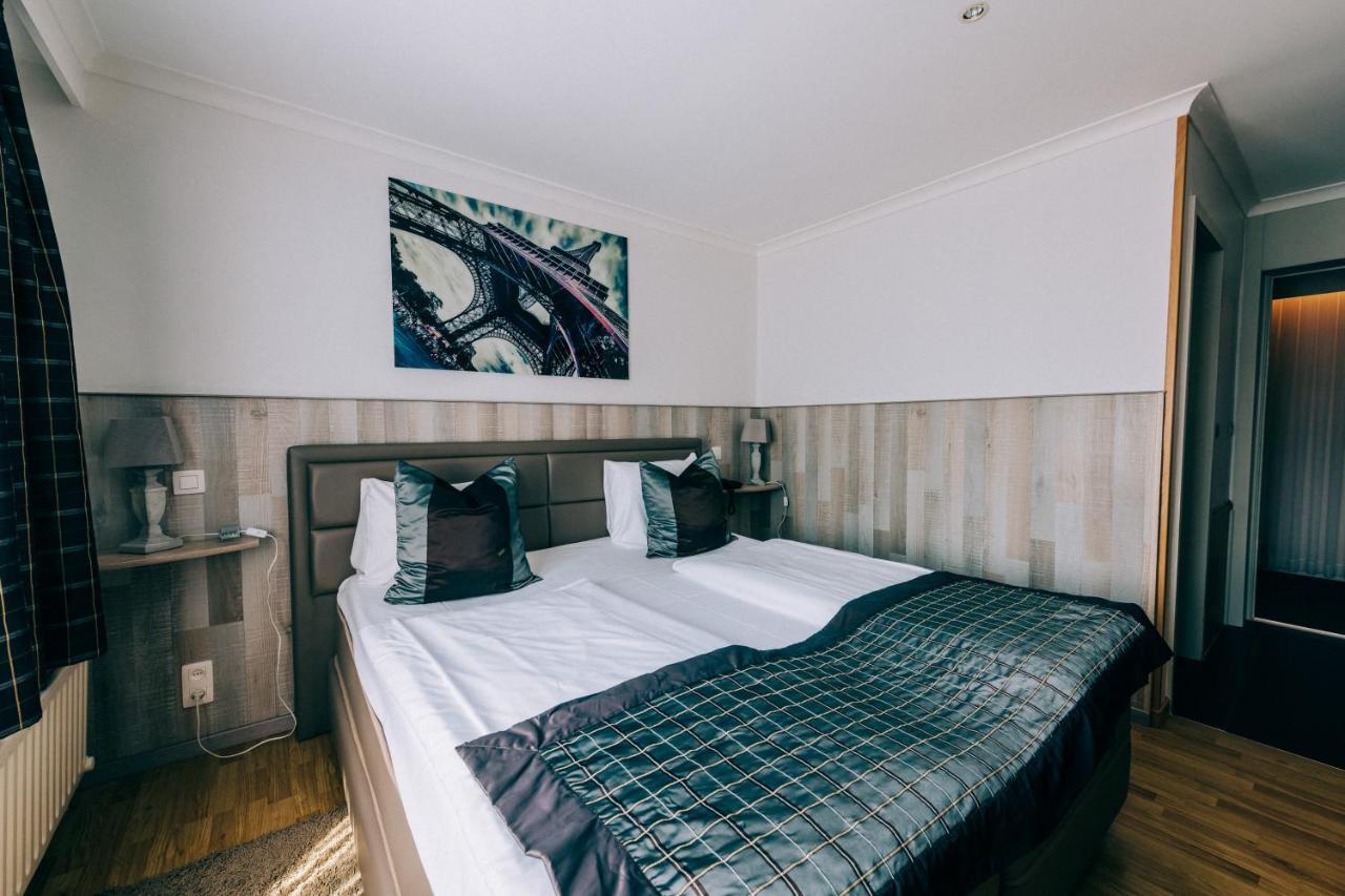 Hotel De Kalvaar Ninove Kültér fotó