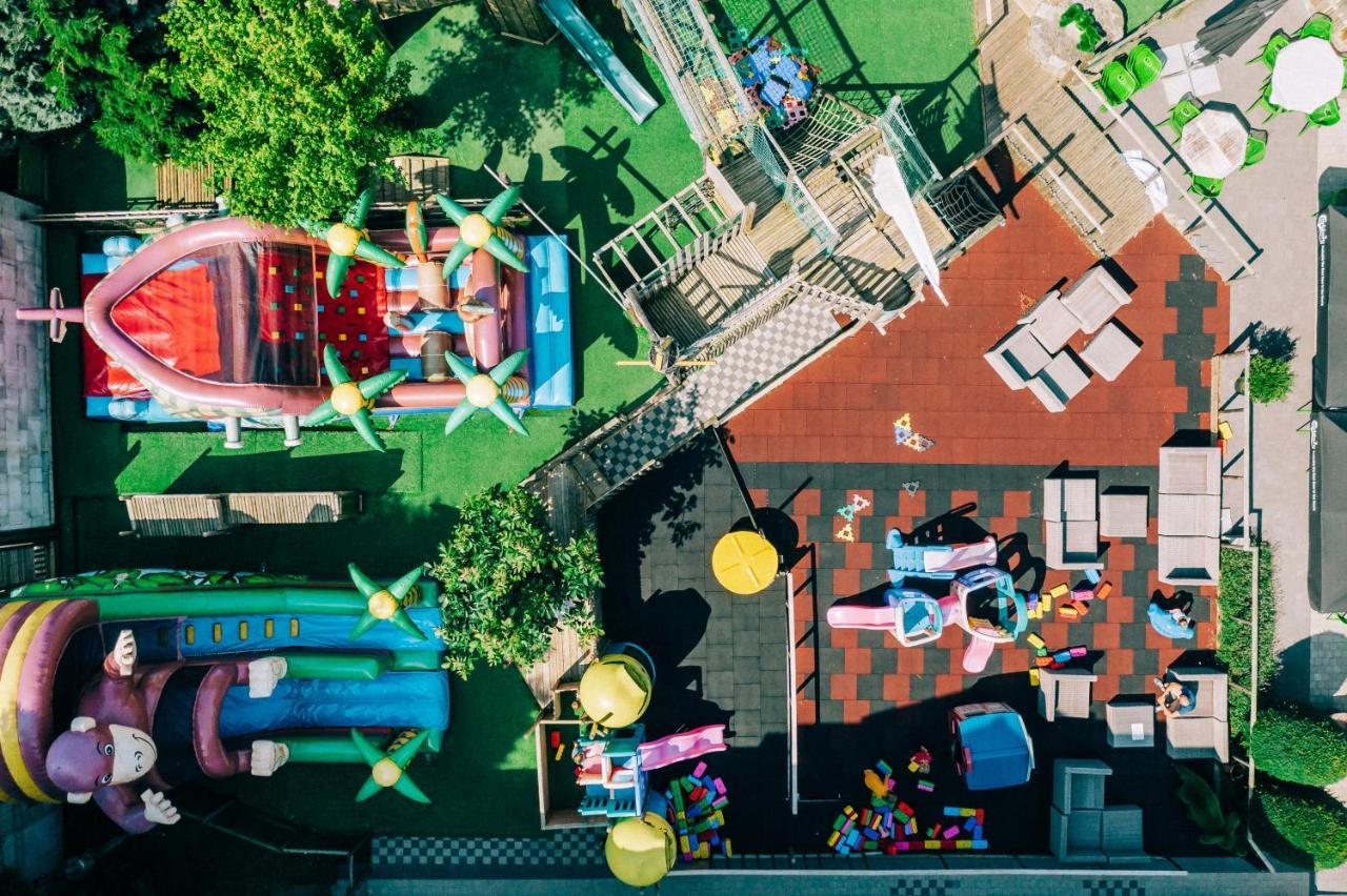 Hotel De Kalvaar Ninove Kültér fotó